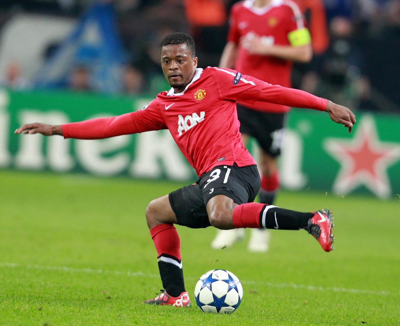 内线的坚实 内线的坚实